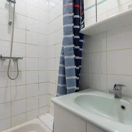 ¤¤ ¤¤ Cosy For 4 Lyon